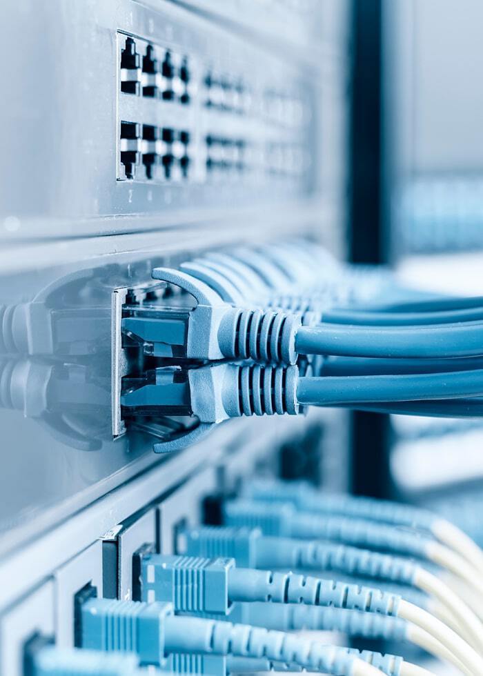 私たちは六本木にあるICT企業「フィルアップ」です。　株式会社フィルアップ　インターネット環境構築マネジメント